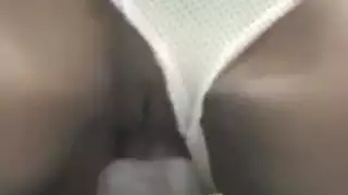 أمرئه تقذف من شده الهيجان