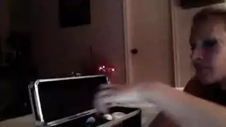 اللعب بفرجي المشعر وسدادة شرجية كبيرة