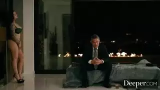 أفلام جنسية صريحة دولية: عاهرات أجنبيات تأخذ زبور كبيرة