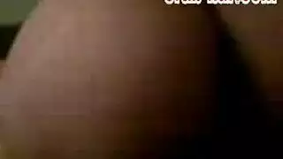 فتيات عربيات جامحات: فعل تقبيل مثلي شغوف