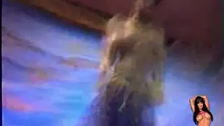 عرض عربي ساخن يضم مراهقة سودانية عارية تستمني فرجها الضيق