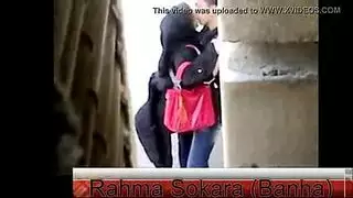 فتاة عاهرة من بنها: عض الشفاه، التقبيل، والوضعية الخلفية الصعبة